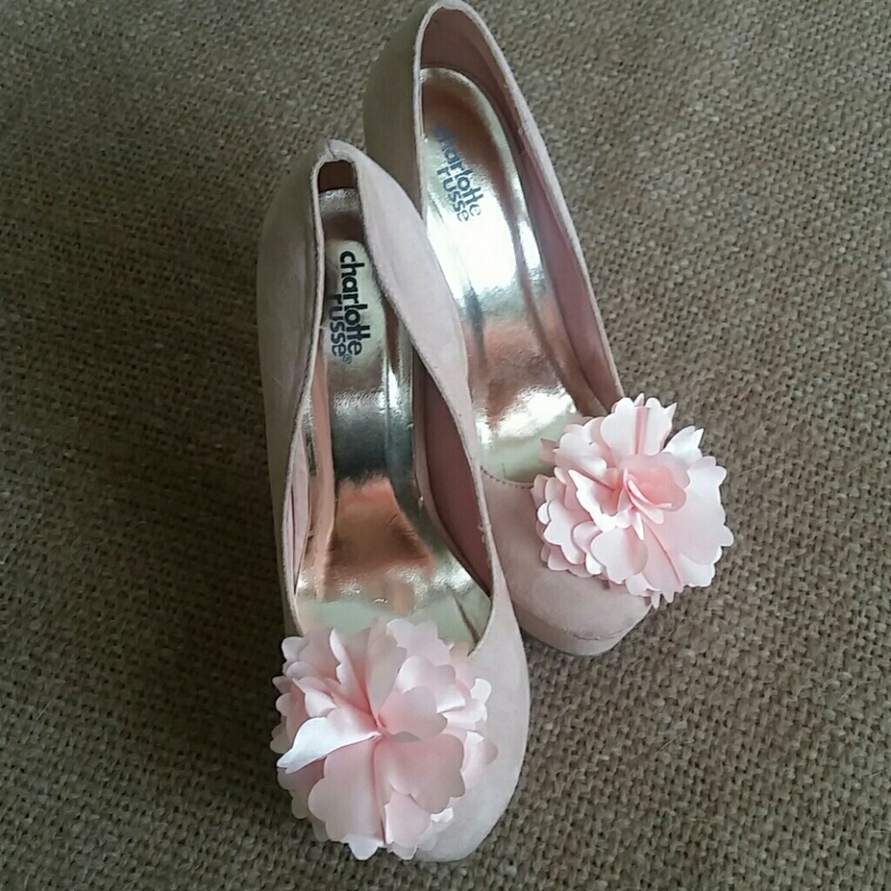 Charlotte  Russe platforms